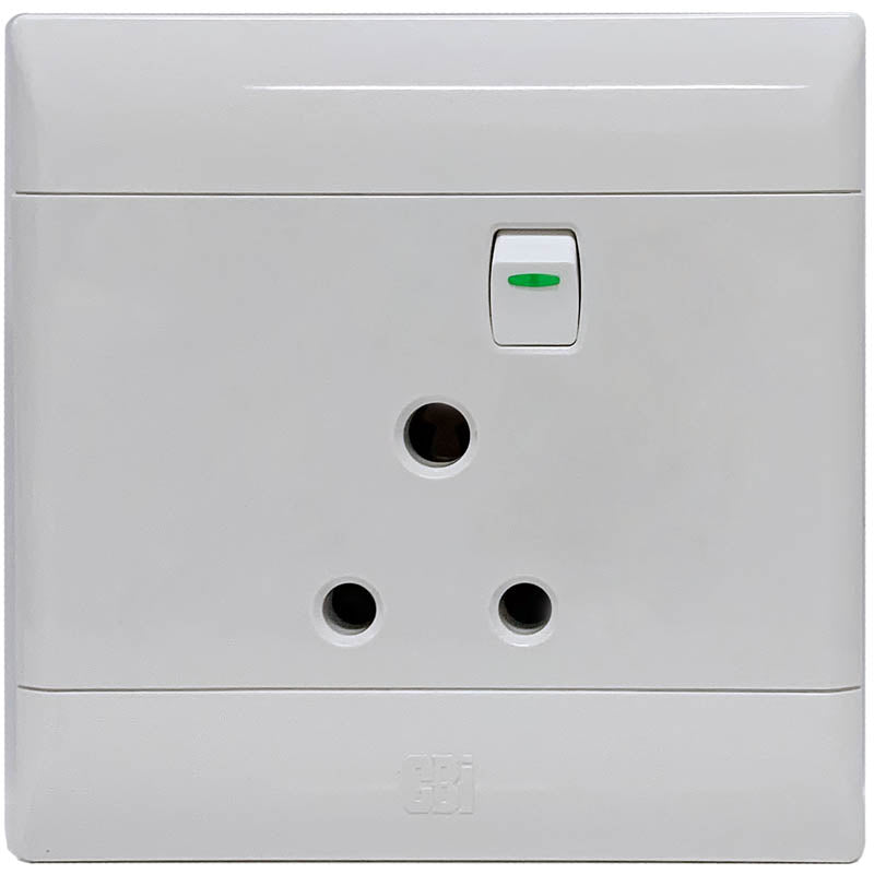 SUP674 16A 4x4 Single Switched Socket Outlet Standard