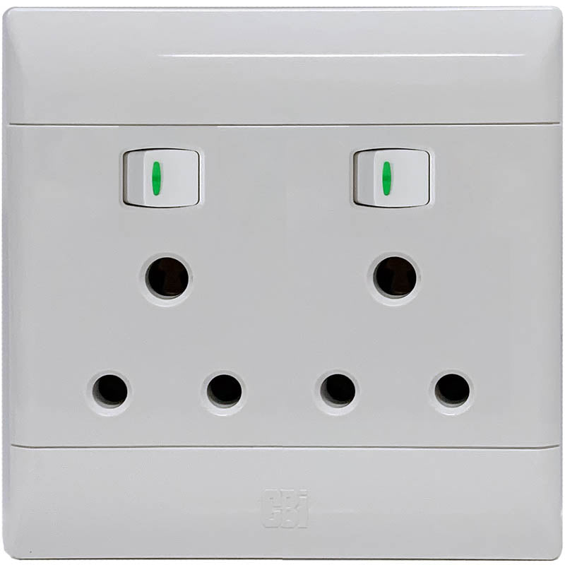 SUP675 16A 4x4 Double Switched Socket Outlet Standard